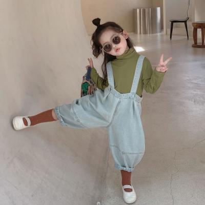 Girls spring denim suspenders 2022 New Korean version of girls wide-leg pants female baby outside wear nine-minute pants